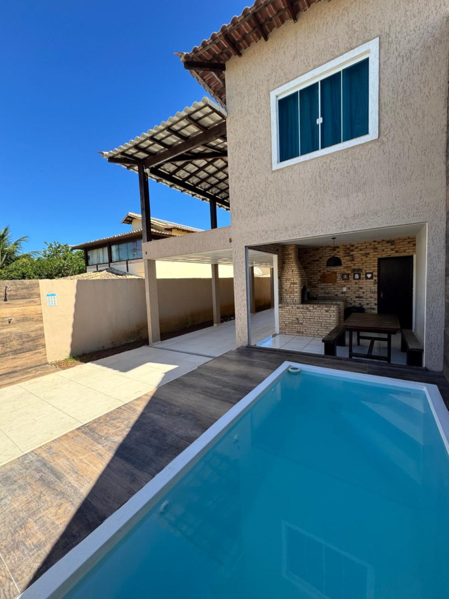 Casa - *